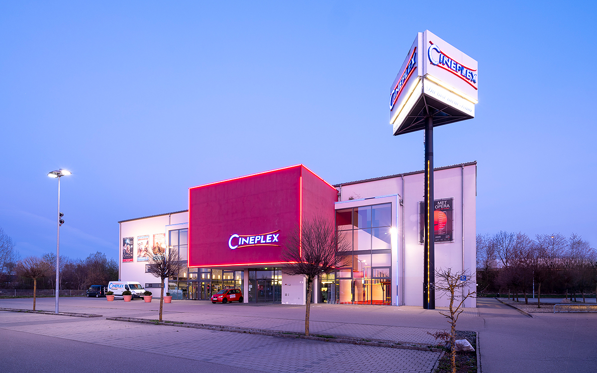 Architektur und Interieur Fotografie - Cineplex - Kino - Stefan Mayr - Fotograf Augsburg